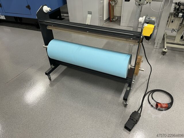 Automatyczna przewijarka tkanin do offestu Automatic cloth rewinder for offset printing machines Vliesstoff Kasper