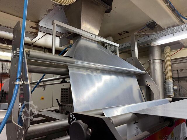Komplette Wiege-, Verpackungs- und Kartonierlinie mit Yamato und GEA SmartPacker SX400 GEA SmartPacker SX400