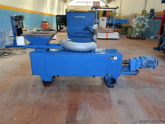 Łamak / kruszarka / młynek plus odpylacz Wieser Vorbrecher DV 1350-V