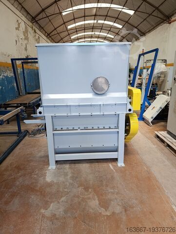 Frantoio / trituratore / mulino più depolveratore Wieser Vorbrecher DV 1350-V