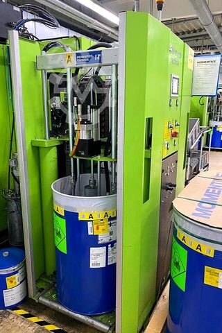 Sprøjtestøbemaskine ENGEL Insert 500 V/Schuttle