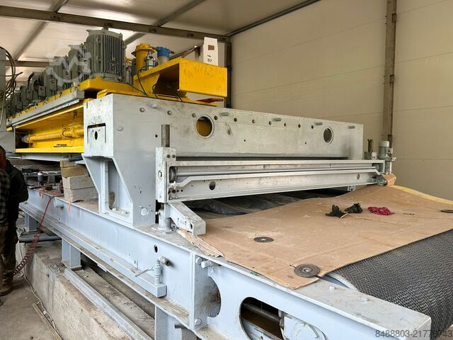 Polermaskinlinje för granitplattor Breton LEVIBRETON KFG 4600