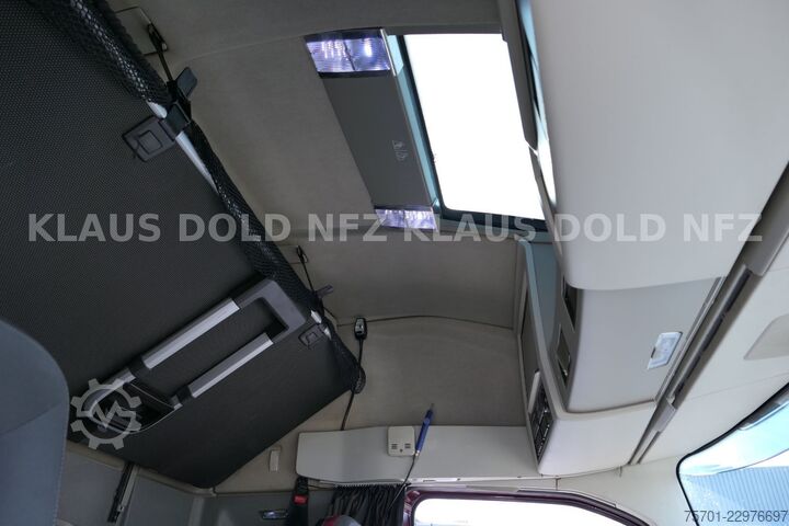Volume trekker VOLVO FH 460 Globetrotter 2-Tanks Euro 6
