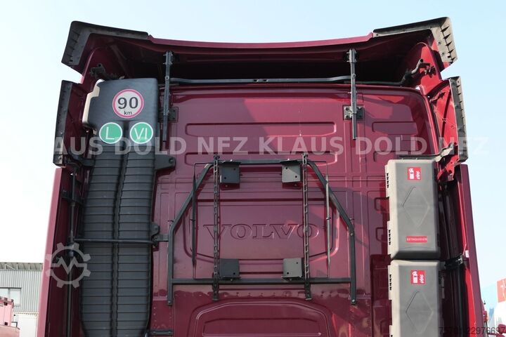 Volume trekker VOLVO FH 460 Globetrotter 2-Tanks Euro 6