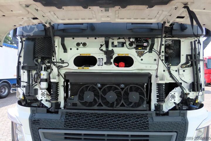 Standard-SZM Volvo FH 460 NL truck, LNG,  FRIGO