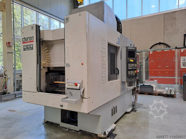 Dvokrevetni machining centar CHIRON DZ 15 W