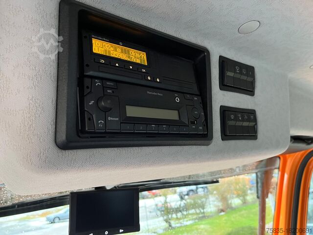 Speciale vrachtwagen Mercedes-Benz Unimog U435
