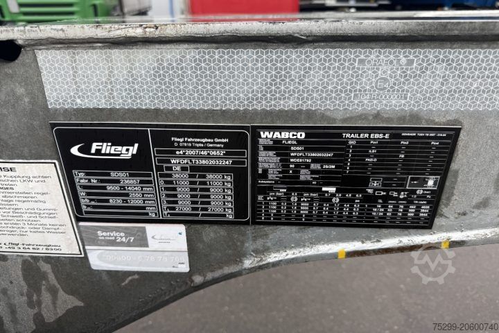 Auflieger-Wechselfahrgestell Fliegl SDS 380 Containertransport  / Swiss-Vehicle