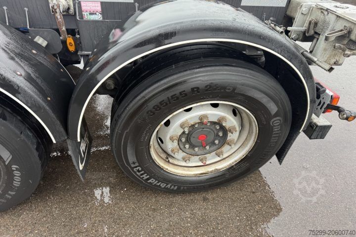 Auflieger-Wechselfahrgestell Fliegl SDS 380 Containertransport / Swiss-Vehicle