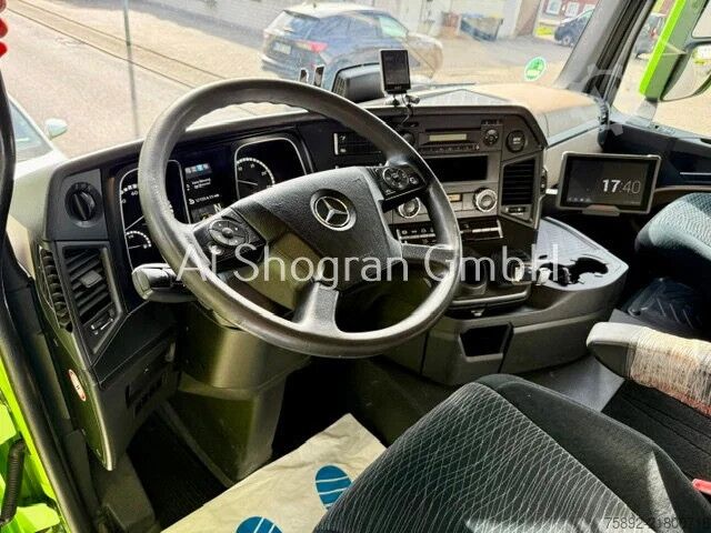 Standart-SZM Mercedes-Benz Actros 1942 StreamSpace 2,30 / 2 x Tank / Euro 6