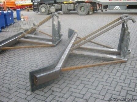 Hólapát nr. 2043 Sneeuw en Modderschuiven 2-5 mtr