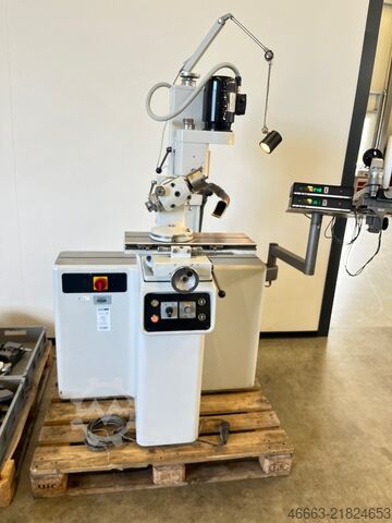 Univerzális szerszámcsiszológép Deckel S11