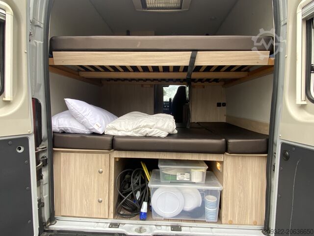 Caravana/autocaravana Fiat Weinsberg Carabus 600 K | 4 Posti Letto | Completamente Attrezzato