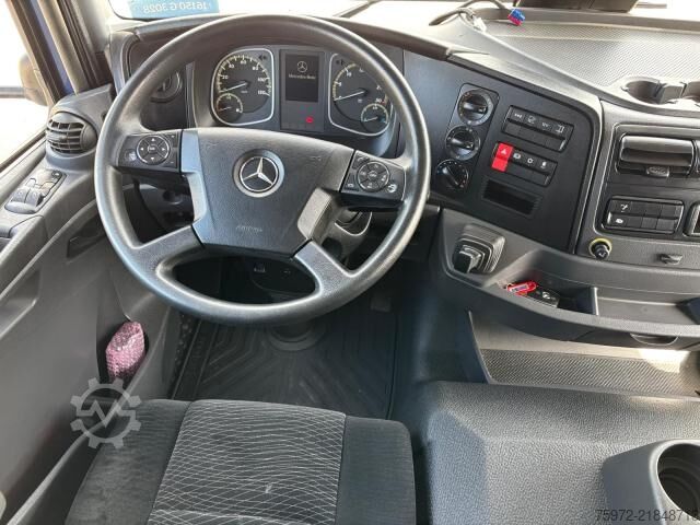 Valníkový nákladní automobil s plachtou  Atego 1527 L