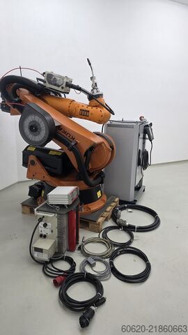 Svařovací robot KUKA KR 240-2 2000 KUKA / SKS "KR 240-2 2000 + KRC2 ed05 + SKS LSQ 4