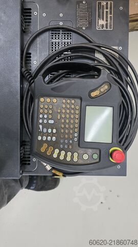 Endüstriyel robot Stäubli RX160 + CS8C