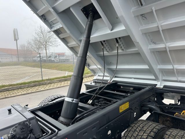 Autokran MERCEDES-BENZ 1224 K Atego3 Kipper 3Seiten Hiab 078 HI Duo