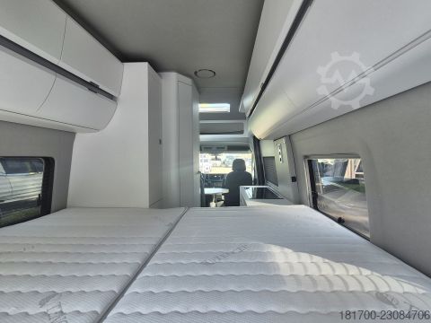 Camper van VW Grand California 680 *177*Automatik*Solar*