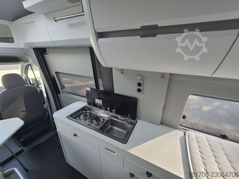Camper van VW Grand California 680 *177*Automatik*Solar*