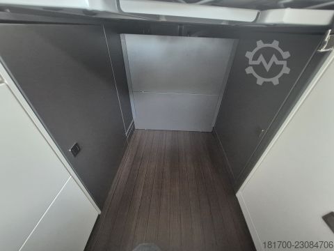 Camper van VW Grand California 680 *177*Automatik*Solar*