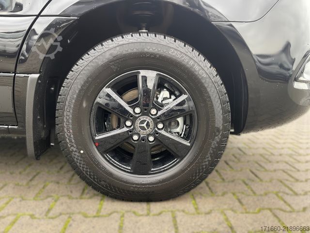 Halvintegrerad husbil HYMER/ERIBA B-Klasse ML T BlackLine 780 Autarkie XL, Arktis