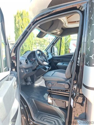 Halvintegrerad husbil HYMER/ERIBA B-Klasse ML T BlackLine 780 Autarkie XL, Arktis