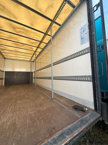 Furgone chiuso DAF LF 210 PS , Schlafkabine, Möbeltransporter