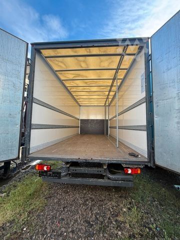 Furgone chiuso DAF LF 210 PS , Schlafkabine, Möbeltransporter