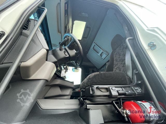 Standard tractor unit Scania R 450 A4x2NB DIFF-L RETARDER P-AIRCO FULL AIR ACC