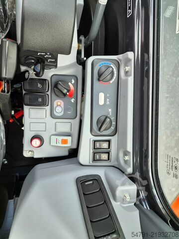 Minikoparka Kubota U 36-4 Hi-spec