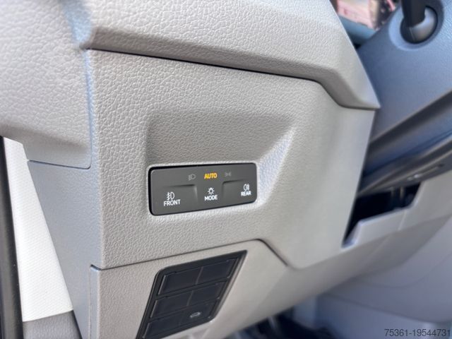 Vrachtwagen met bakwagen MAN TGE 3.140 Koffer mit LBW Junge Automatik E6 Navi