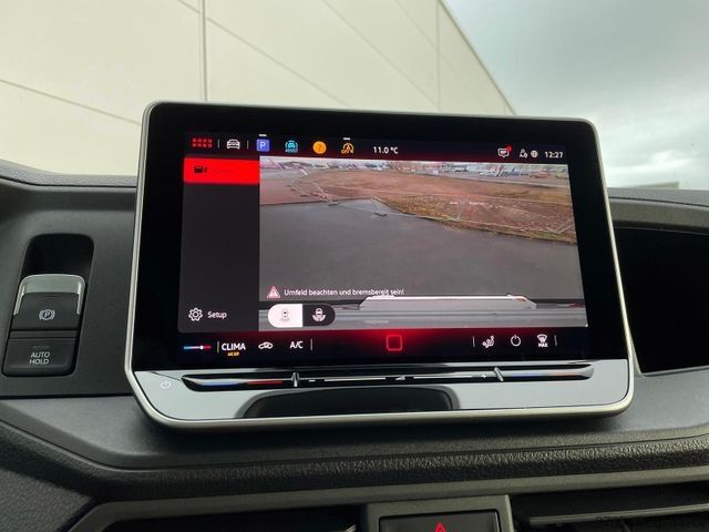 Transporter mit Koffer MAN TGE 3.160 Fahrgestell Einzelkabine Koffer NAVI