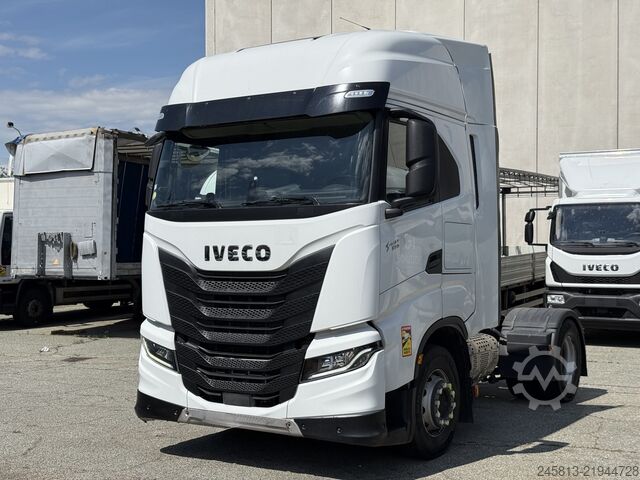 șasiu de camion Iveco sway 510