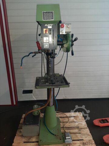 Kolonne boremaskine FLOTT SB M 3 