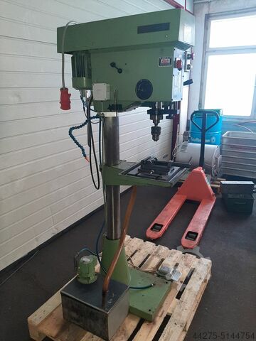 Sütun delme makinesi FLOTT SB M 3