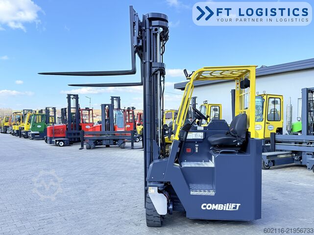 Carrello elevatore a 4 direzioni Combilift CB4500 GAS TRIPLEX 6400 FORK POSITIONER
