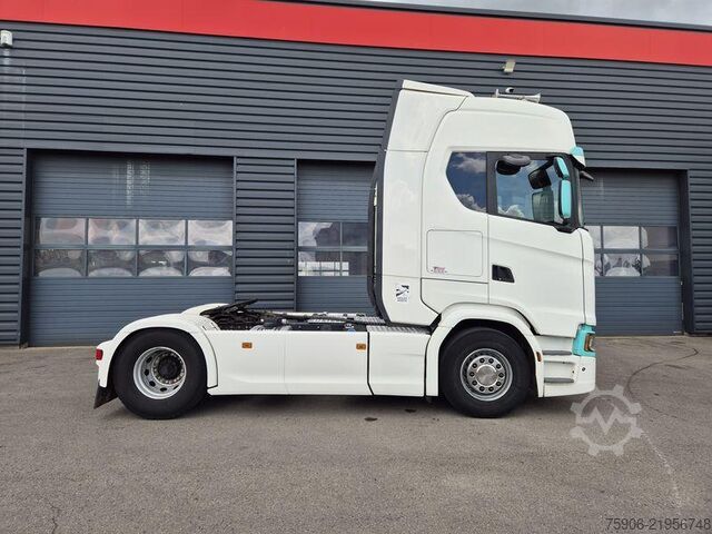 Trattore stradale standard Scania S