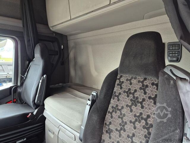 Trattore stradale standard Scania S