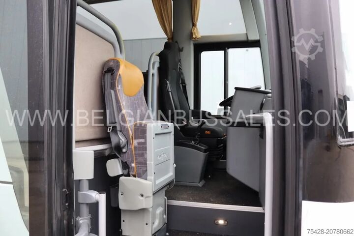Turistbus Van Hool EX16 M / Tourismo 16RHD / Alicron TX16/ Lift/ ...