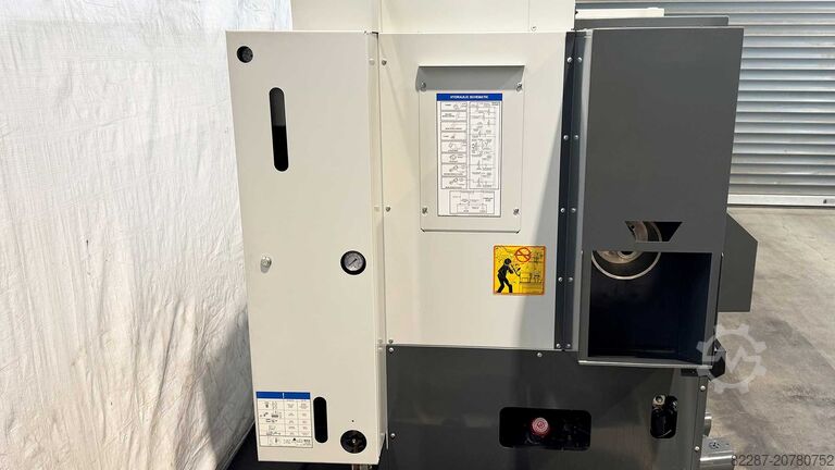 CNC strug Used HAAS ST10 CNC Lathe