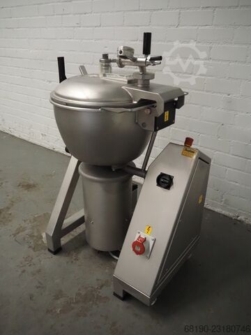  Stephan UM 44