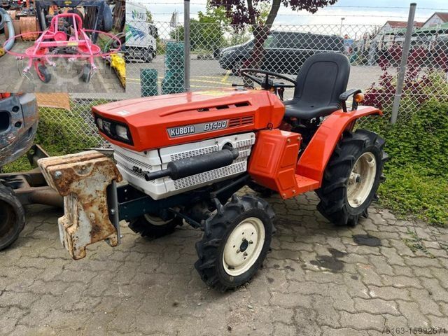 Sonstige KUBOTA Trecker 1400 Diverse mit Zapfwelle am Heck und H