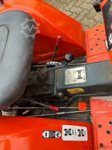 Sonstige KUBOTA Trecker 1400 Diverse mit Zapfwelle am Heck und H