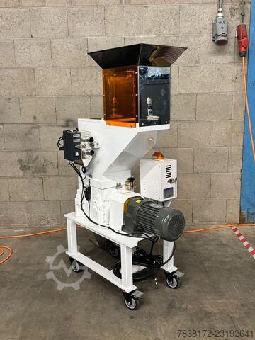 Kırıcı değirmen SML SG-2425-2CM
