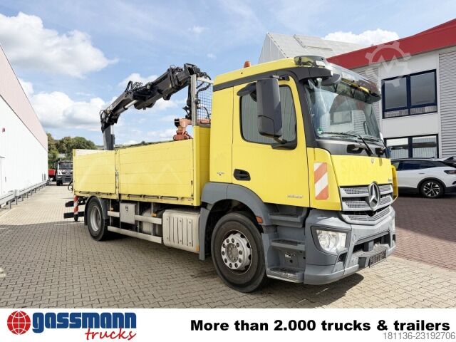 Tractora standard Mercedes-Benz Antos 1832 L 4x2, Heckkran Hiab 111BS-3 HiDuo,