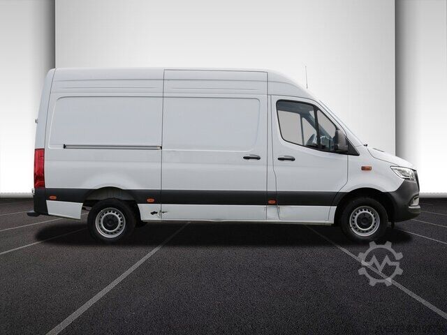 Fourgon Mercedes-Benz Sprinter 317 CDI,L2H2,Automatik,Kamera,Navi