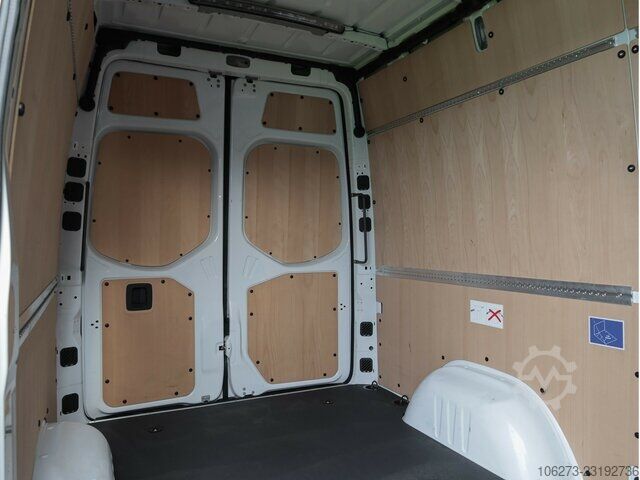 Fourgon Mercedes-Benz Sprinter 317 CDI,L2H2,Automatik,Kamera,Navi