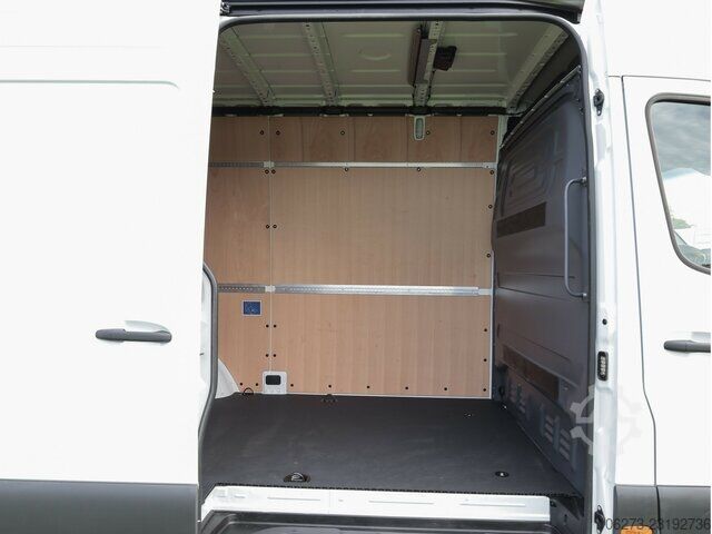 Fourgon Mercedes-Benz Sprinter 317 CDI,L2H2,Automatik,Kamera,Navi