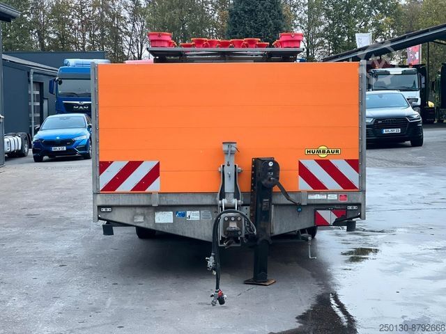 Otevřený přívěs HUMBAUR HBT Verkehrsleitanhänger mit Leuchtanlage
