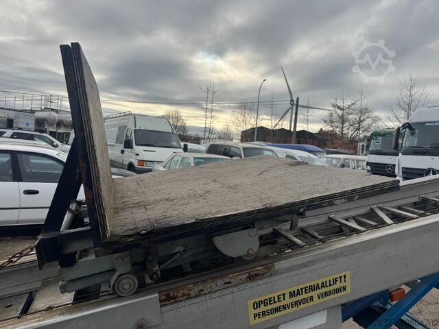 Platforma podnosząca Klaas **LADDERLIFT-DAKWERKERSLIFT-VERHUISLIFT**